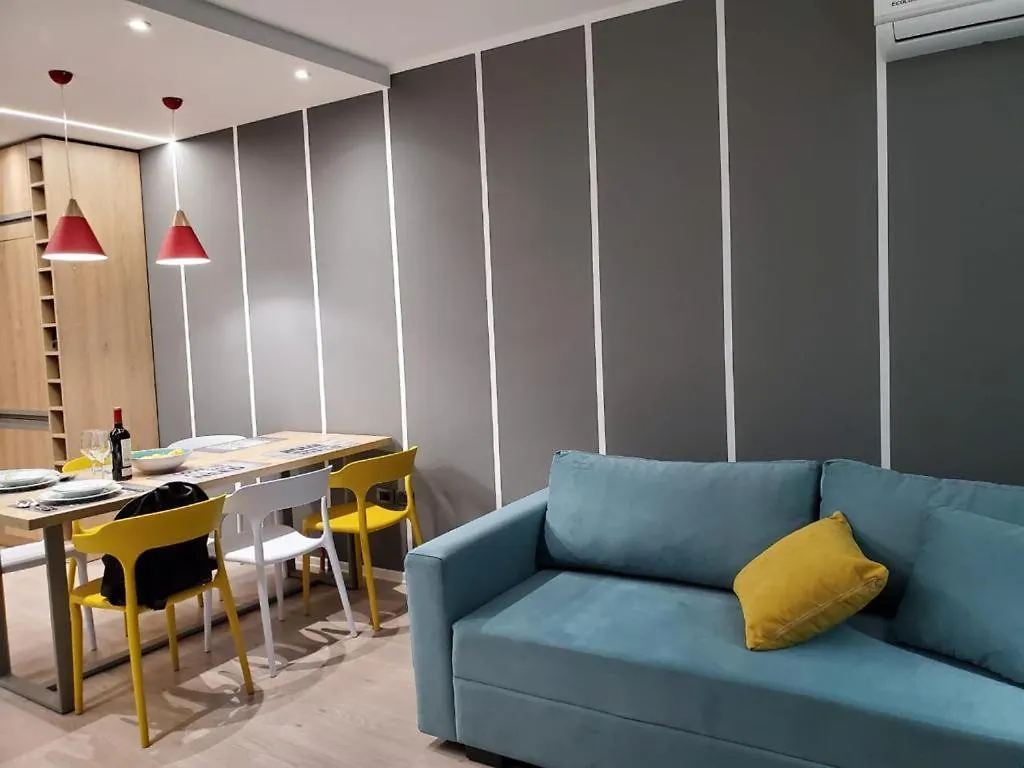 Helga'S Deluxe 3 Apartment Tirana